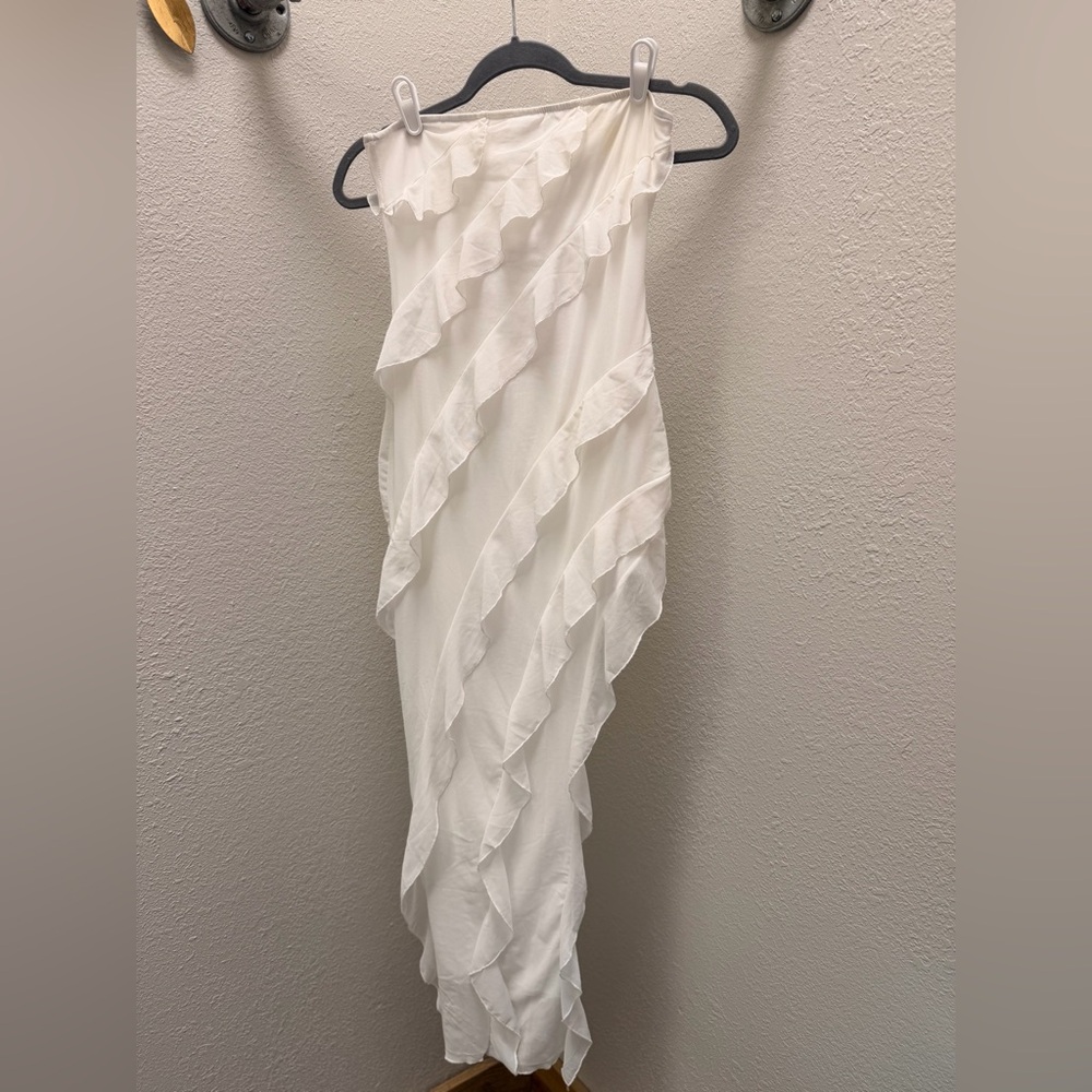 Elegant White Ruffled Dress